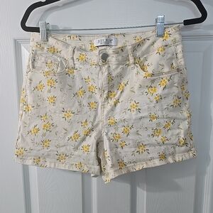 Judy Blue Boho Off White Yellow Floral Flower‎ Print Stretchy Jean Shorts Large